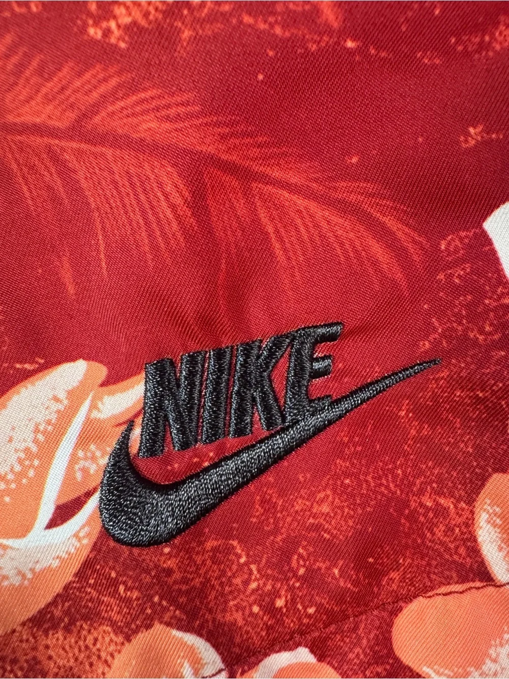 Nike Men’s Small Tropical Floral Swim Trunks Shorts
